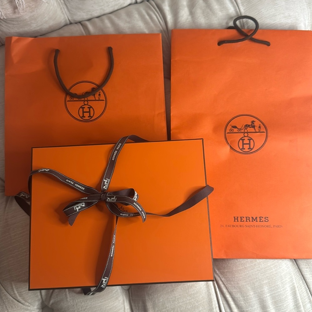 2 hermes paper bags with 1 box and ribbon